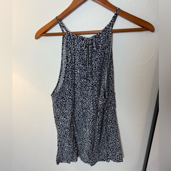 Old Navy Black Floral Tank Top - Picture 4 of 4